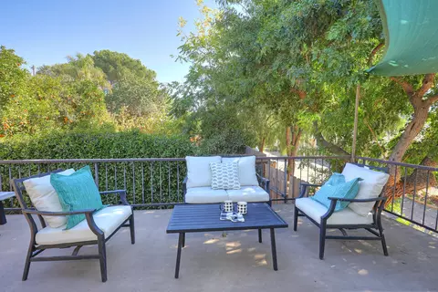 Exterior - 974 El Centro St, Ojai, CA 93023 photo 2 of 12