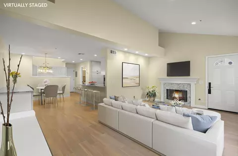 Living - 4252 Carpinteria Ave #1, Carpinteria, CA 93013 photo 3 of 3