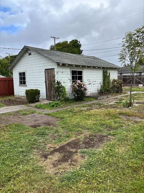 Exterior - 230 S L St, Lompoc, CA 93436 photo 2 of 3