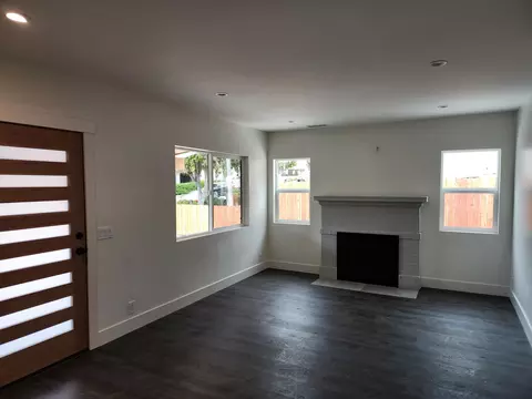 812 Spring St, Santa Barbara, CA 93103 photo 2
