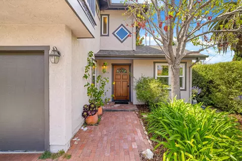 820 W Victoria St #D, Santa Barbara, CA 93101