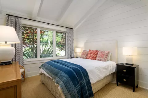 Bedroom - 1781 Glen Oaks Dr, Montecito, CA 93108 photo 3 of 5