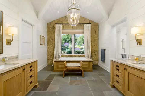 Bath - 1781 Glen Oaks Dr, Montecito, CA 93108 photo 1 of 3