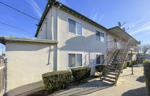 725-733 N E St, Lompoc, CA 93436 photo 4