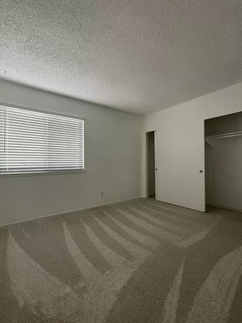 Bedroom - 3311 W Hemlock St, Oxnard, CA 93035 photo 1 of 3