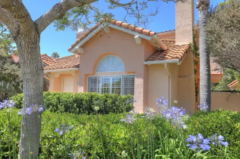 7110 Phelps Rd, Goleta, CA 93117