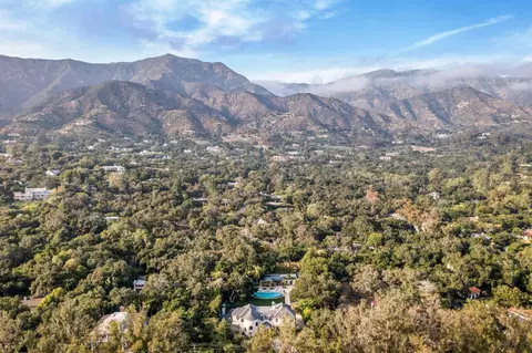 View/Area - 2084 E Valley Rd, Santa Barbara, CA 93108 photo 2 of 2