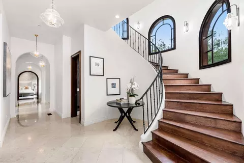 Entry Way - 2084 E Valley Rd, Santa Barbara, CA 93108 photo 1 of 1