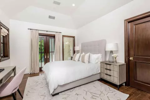 Bedroom - 2084 E Valley Rd, Santa Barbara, CA 93108 photo 3 of 6