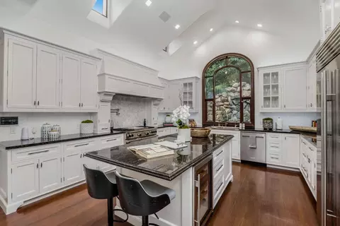 Kitchen - 2084 E Valley Rd, Santa Barbara, CA 93108 photo 2 of 3