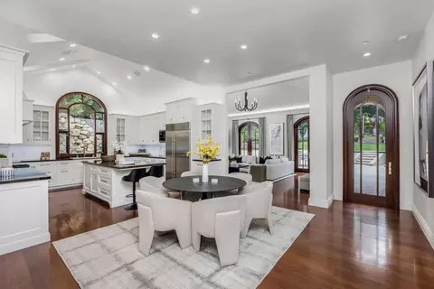 Dining - 2084 E Valley Rd, Santa Barbara, CA 93108 photo 2 of 2
