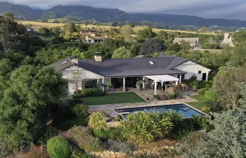 1071 Via Chaparral, Santa Barbara, CA 93105