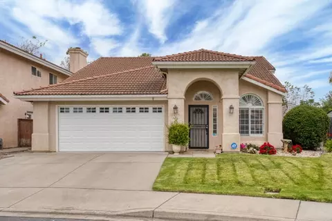 1312 Stonebrook Dr, Lompoc, CA 93436