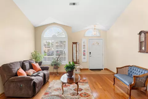 Entry Way - 1312 Stonebrook Dr, Lompoc, CA 93436 photo 1 of 1