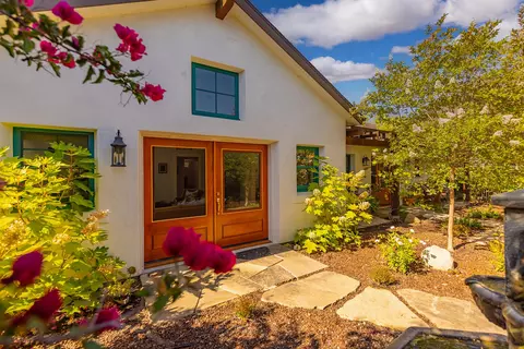 307 E Aliso St, Ojai, CA 93023 photo 1