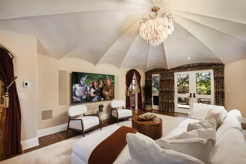 Living - 770 San Ysidro Ln, Montecito, CA 93108 photo 2 of 3