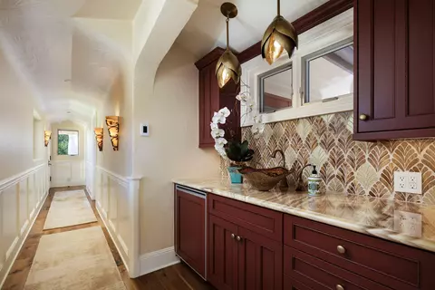 Entry Way - 770 San Ysidro Ln, Montecito, CA 93108 photo 1 of 1