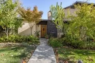 634 Roskilde Rd, Solvang, CA 93463