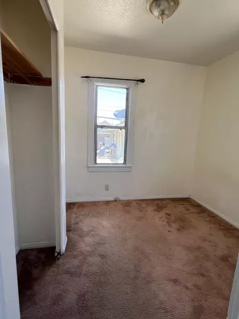 102 E Mcfarlane Dr, Ventura, CA 93001 photo 8