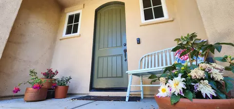Entry Way - 4024 Sagan Ct, Lompoc, CA 93436 photo 1 of 7