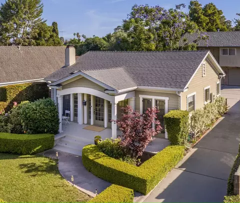 2827-2829 Serena Rd, Santa Barbara, CA 93105