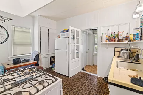 Kitchen - 2012 Bath St, Santa Barbara, CA 93105 photo 2 of 2