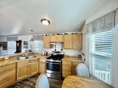 520 Pine Ave #1A, Goleta, CA 93117 photo 17