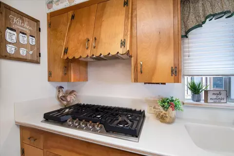 423 S D St, Lompoc, CA 93436 photo 8