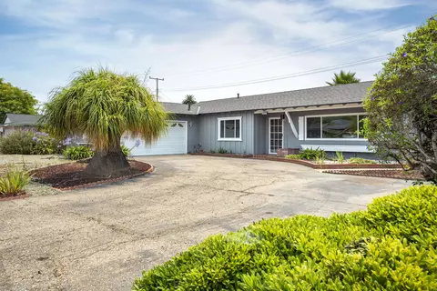 Exterior - 6237 Momouth Ave, Goleta, CA 93117 photo 2 of 7