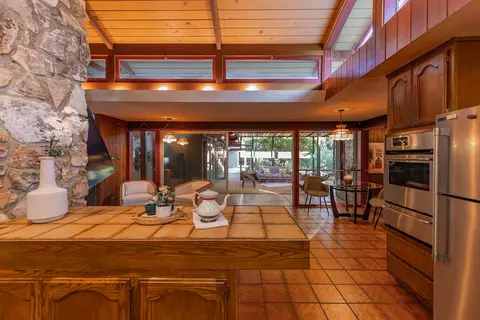 Kitchen - 217 Sierra Rd, Ojai, CA 93023 photo 4 of 4