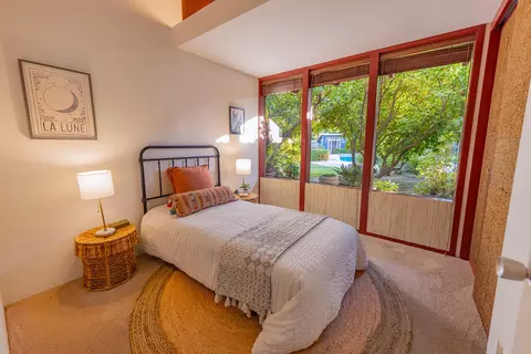 Bedroom - 217 Sierra Rd, Ojai, CA 93023 photo 3 of 6