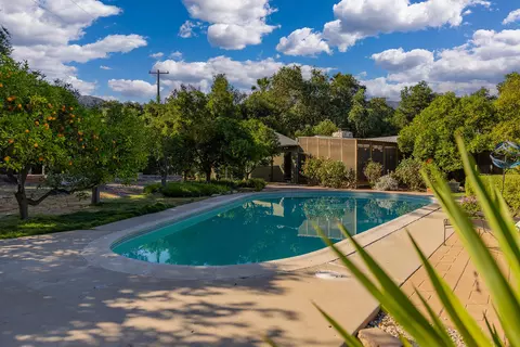 Exterior - 217 Sierra Rd, Ojai, CA 93023 photo 15 of 21