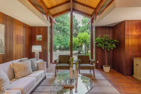 217 Sierra Rd, Ojai, CA 93023