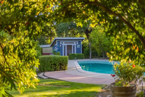 Exterior - 217 Sierra Rd, Ojai, CA 93023 photo 10 of 21