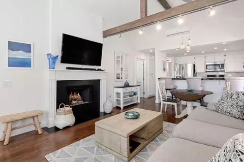 4946 Sawyer Ave, Carpinteria, CA 93013