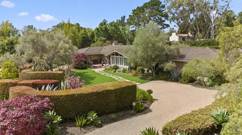 585 Stone Meadow Ln, Montecito, CA 93108 photo 2
