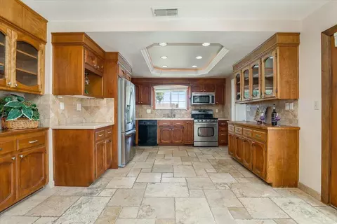 Kitchen - 4167 Arcturus Ave, Lompoc, CA 93436 photo 1 of 3