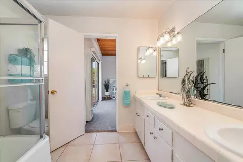 Bath - 4167 Arcturus Ave, Lompoc, CA 93436 photo 1 of 3