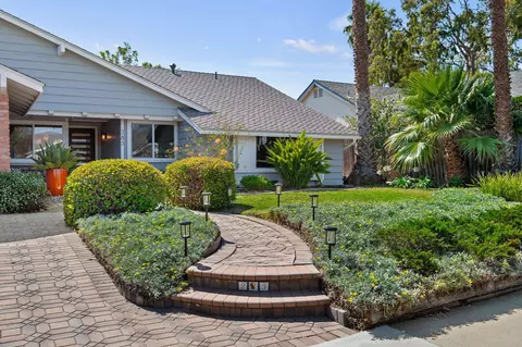 283 Savona Ave, Goleta, CA 93117 photo 2