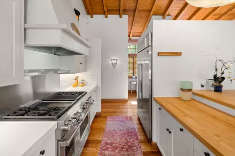 Kitchen - 486 Cota Ln, Montecito, CA 93108 photo 3 of 4
