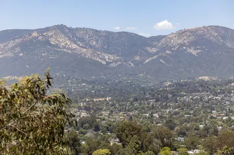 1078 Miramonte Dr #3, Santa Barbara, CA 93109