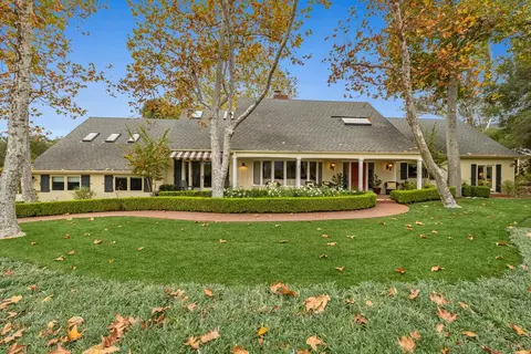 828 Foothill Ln, Ojai, CA 93023