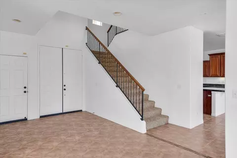 Entry Way - 312 Alamo, Lompoc, CA 93436 photo 2 of 7