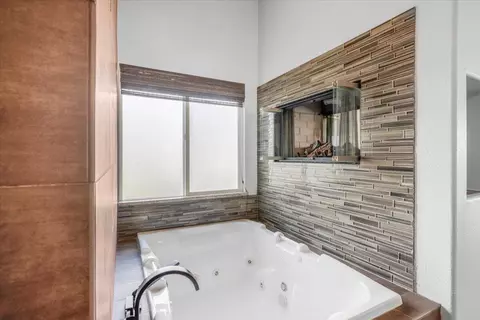 Bath - 312 Alamo, Lompoc, CA 93436 photo 2 of 8