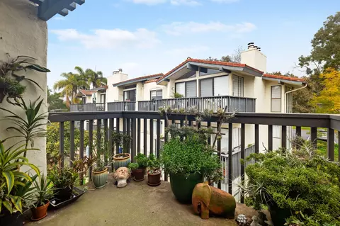 Exterior - 3375 Foothill Rd #634, Carpinteria, CA 93013 photo 4 of 8