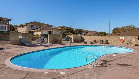 Exterior - 5985 Hickory St #2, Carpinteria, CA 93013 photo 3 of 3