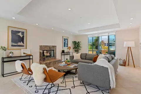 Living - 4815 Sandyland Rd #A, Carpinteria, CA 93013 photo 1 of 3