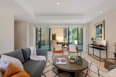 Living - 4815 Sandyland Rd #A, Carpinteria, CA 93013 photo 2 of 3