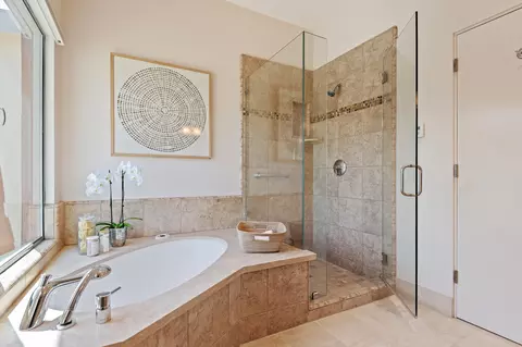 Bath - 4815 Sandyland Rd #A, Carpinteria, CA 93013 photo 1 of 4