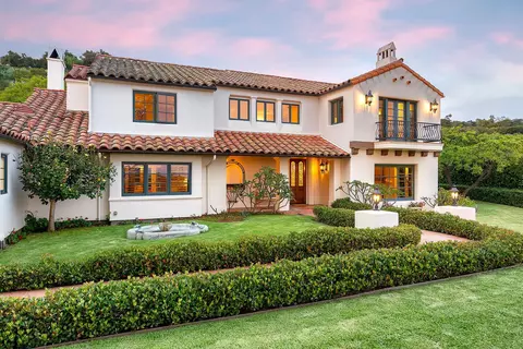 2220 Santiago Rd, Santa Barbara, CA 93103
